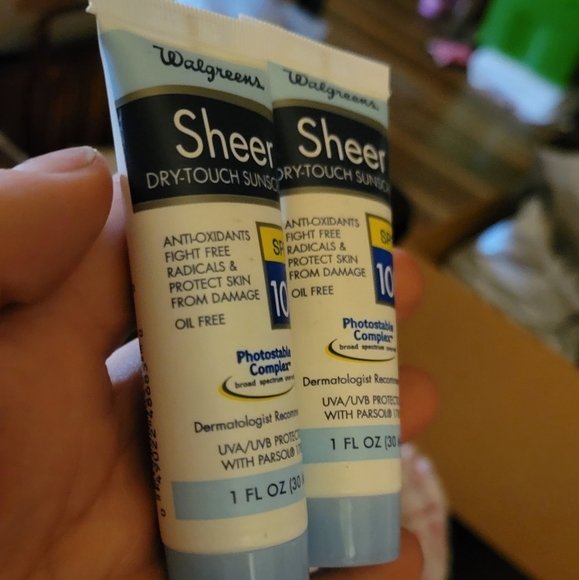 Walgreens Dry-Touch Sunscreen SPF 100 1pz each Tube Lot of 2 - Picture 3 of 3